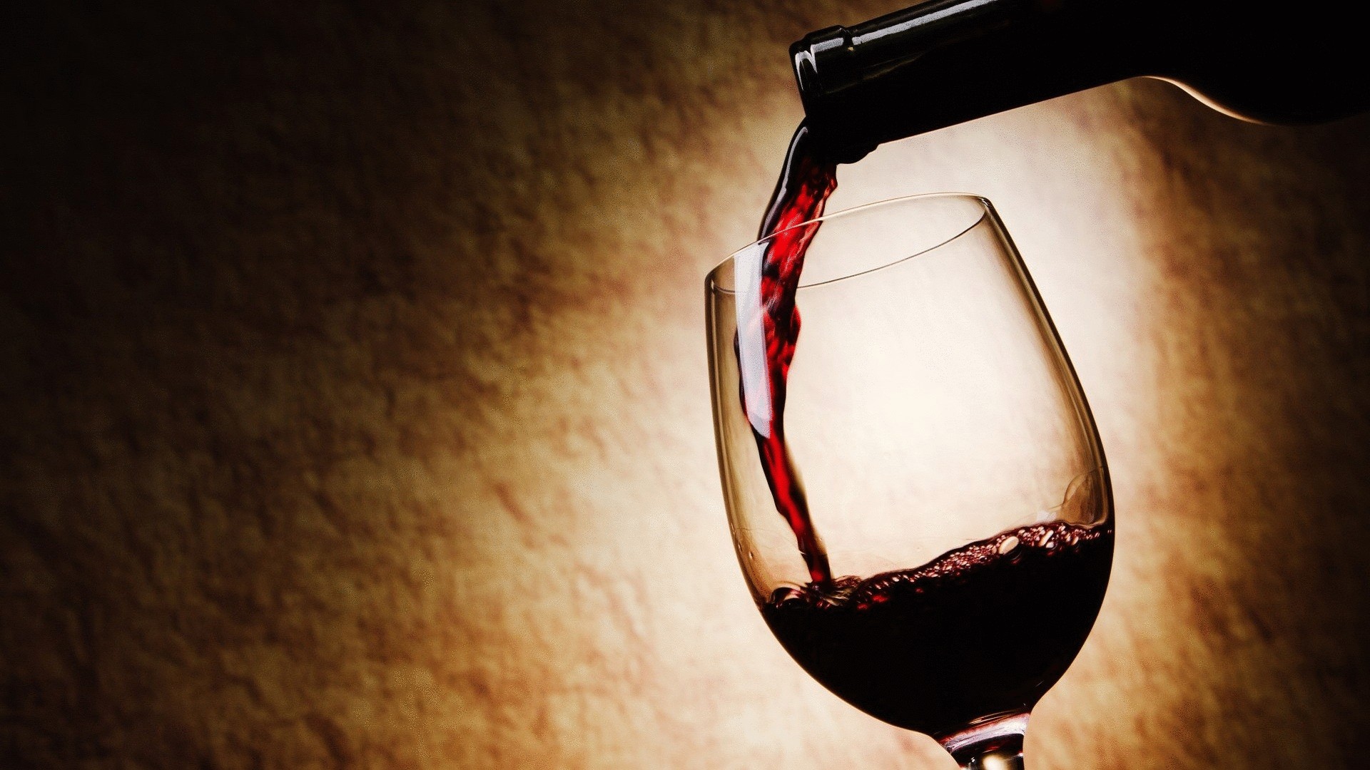Сухое красное вино может заменить походы в спортзал
