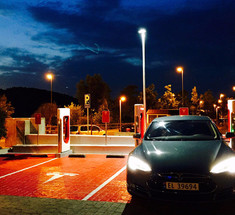 В Испании открылась первая зарядная станция Supercharger