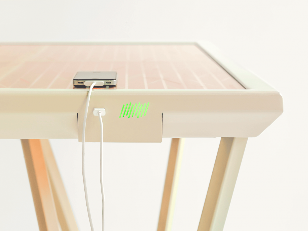 Charging table. Столик с зарядкой для телефона. USB зарядка на стол. Столик с USB. Стол с беспроводной зарядкой.