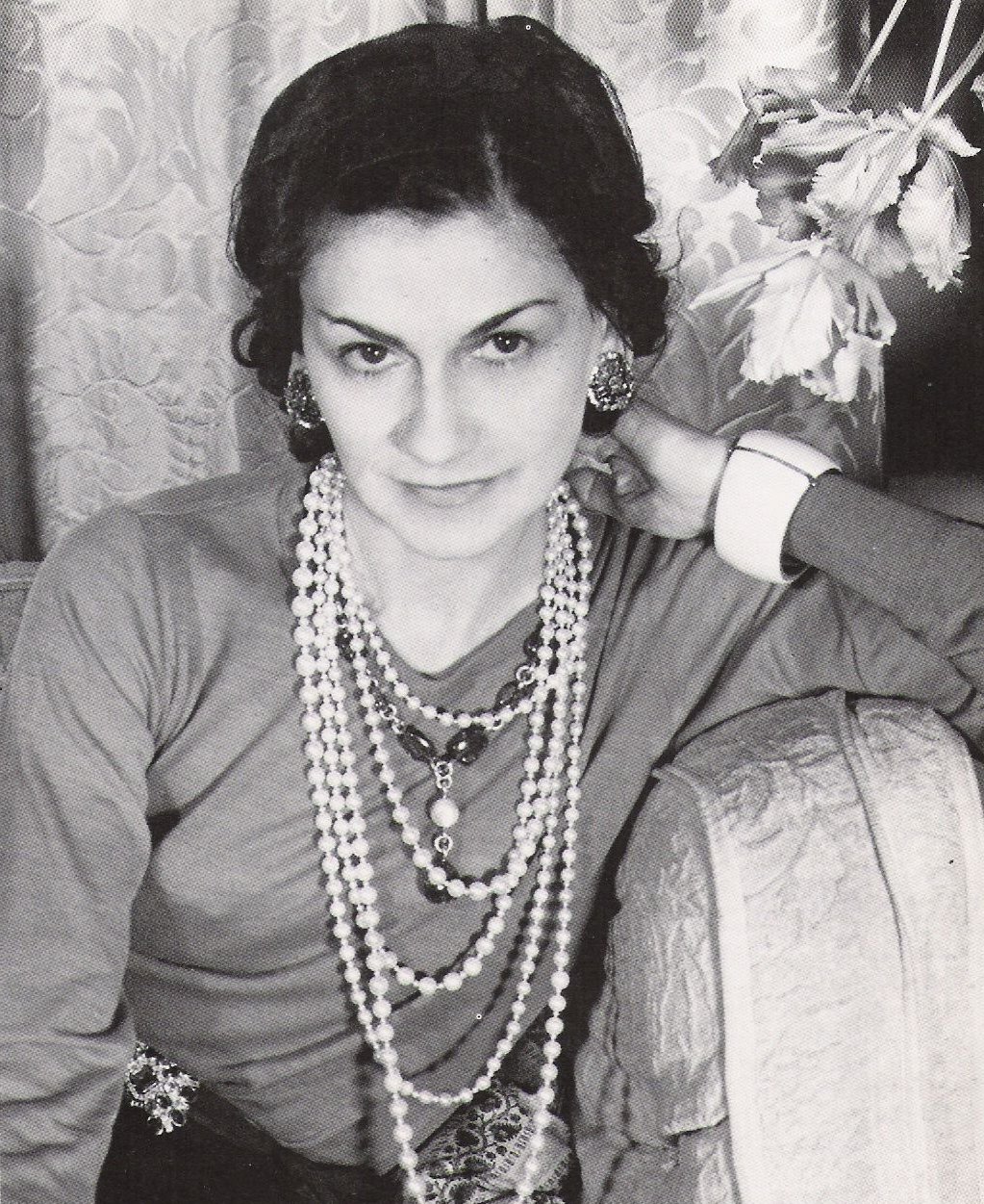 Coco chanel. Коко Шанель. Габриэ́ль бонёр (Коко́) Шане́ль. Коко Шанель в молодости. Габриэль Бонер Шанель.