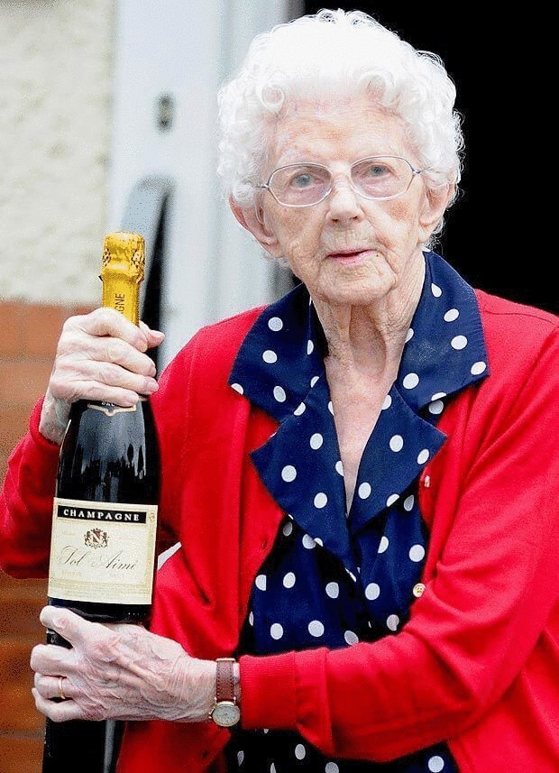 Секреты долголетия от 111-летней англичанки Дороти Пил