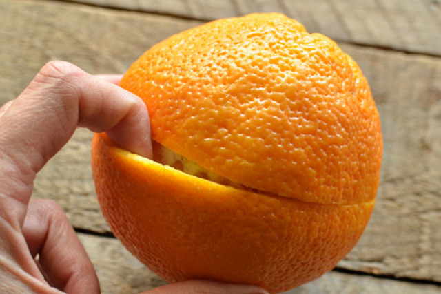 Ароматная апельсиновая свечка без воска