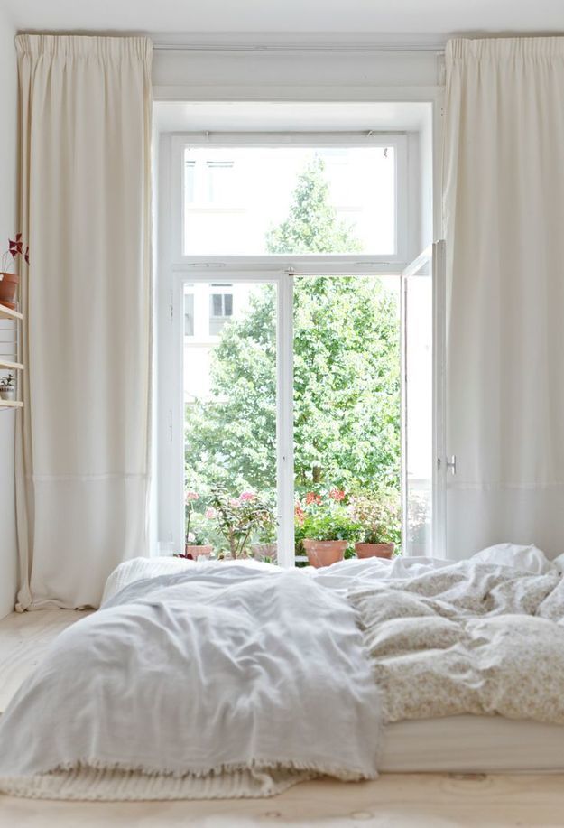 6 простых правил оформления крохотной спальни