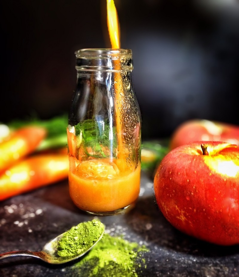 Сок из моркови, апельсина и петрушки поможет похудеть