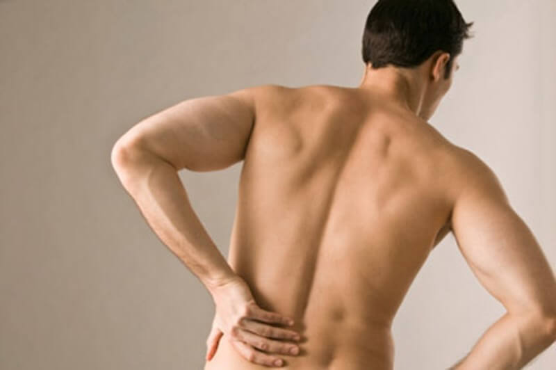 Боль в спине: радикулит или воспаление почек?