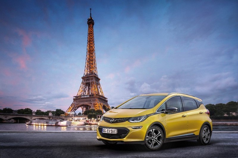  Opel представит новый серийный электромобиль в Париже