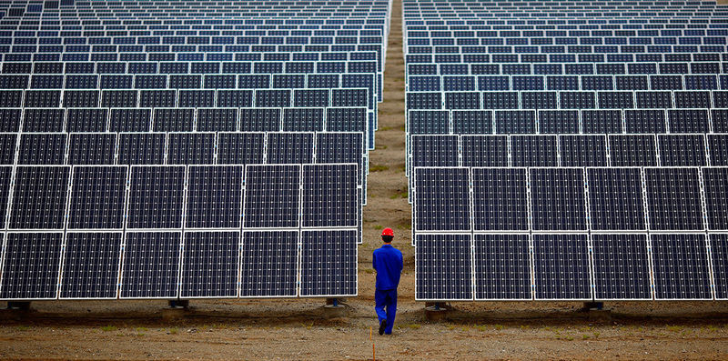 В Китае строят крупнейшую в мире солнечную ферму