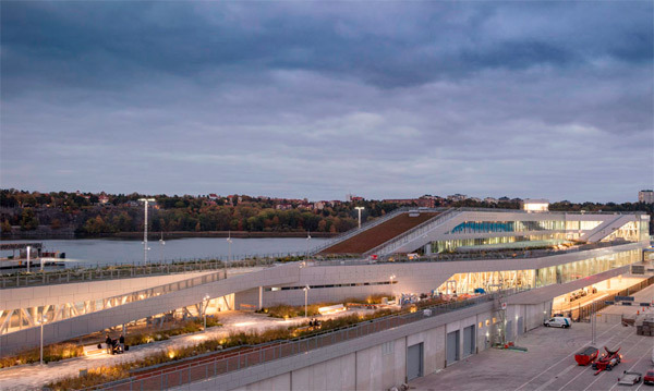 Энергоэффективное здание паромного терминала в Стокгольме