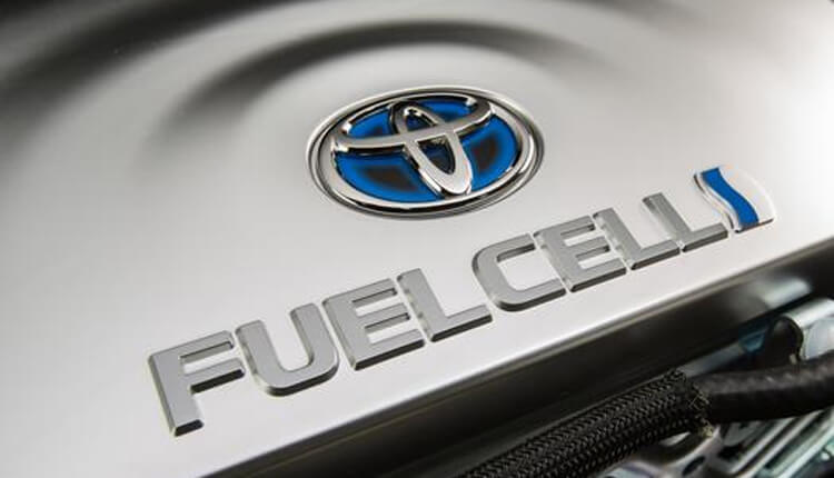 Toyota рассматривает возможность созданиягрузовиков на топливных элементах