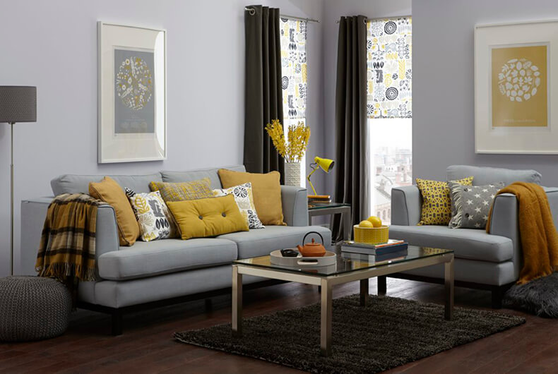 Идеи для дизайна гостиной: смелое сочетание серого и желтого
