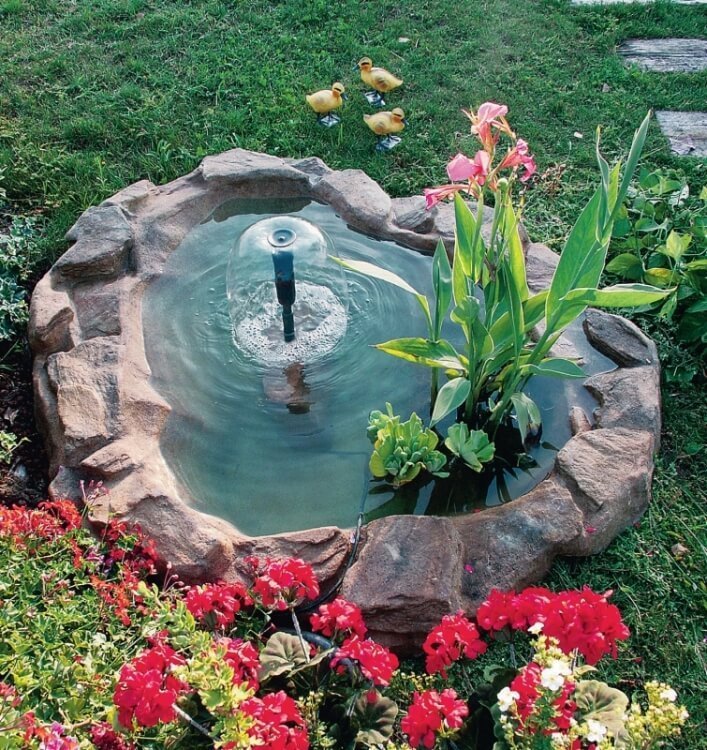 Как просто и недорого сделать фонтан на своем участке