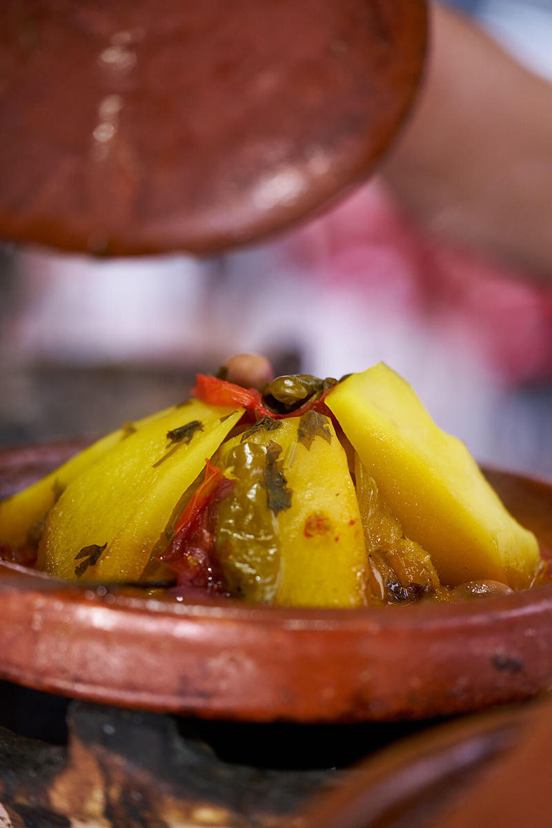 Как на самом деле готовят марокканские блюда в таджине