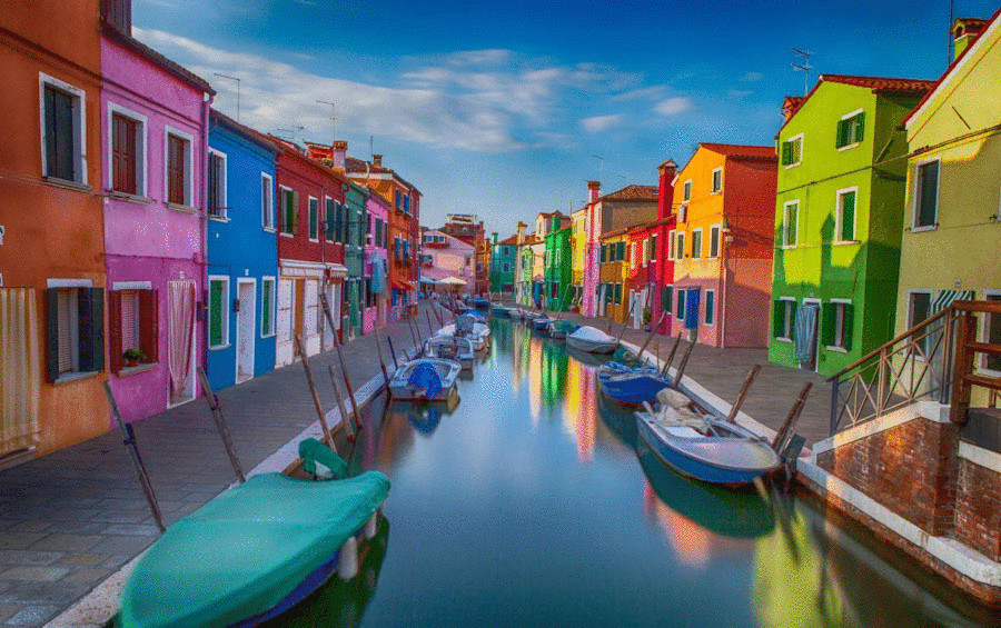 Бурано –  феерия красок Венеции