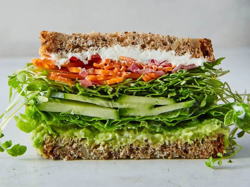 Восхитительные вегетарианске бутерброды: 10 рецептов 