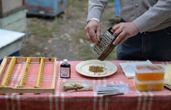 Прополис, настоянный на воде при экземе, ожоге и не только!