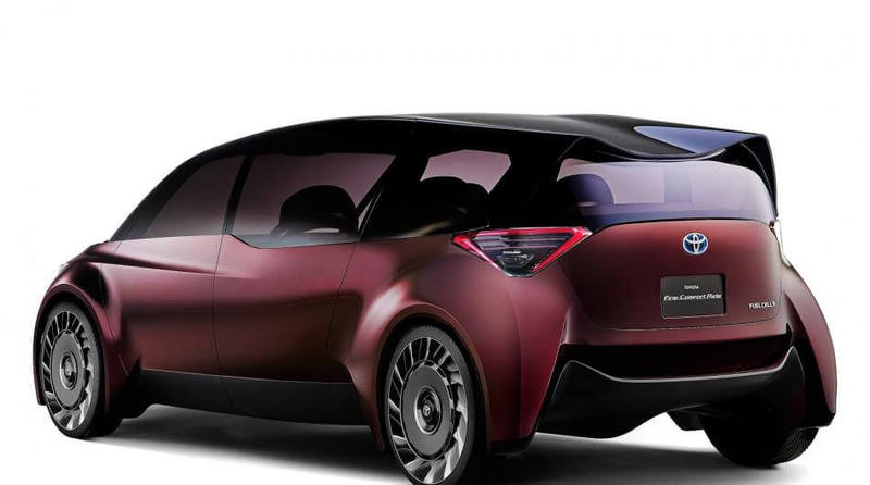 Toyota представила водородный концепт-кар с безвоздушными шинами