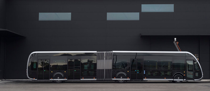 Испанский Irizar представил свою новую разработку: электробус футуристичного дизайна