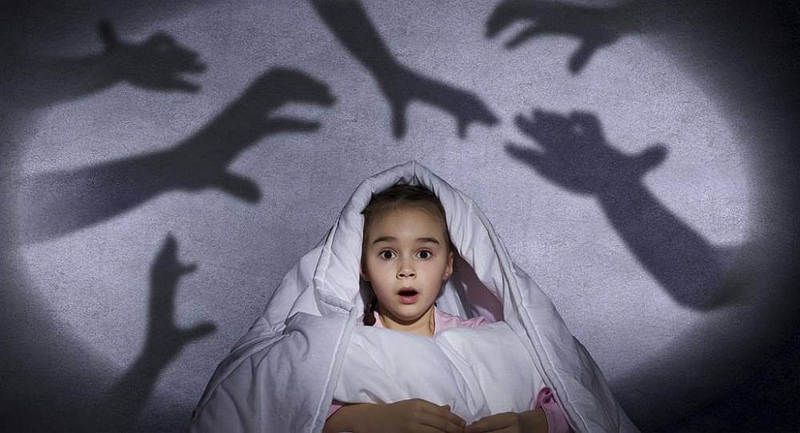 Людмила Петрановская: Что делать, если ребенок боится темноты