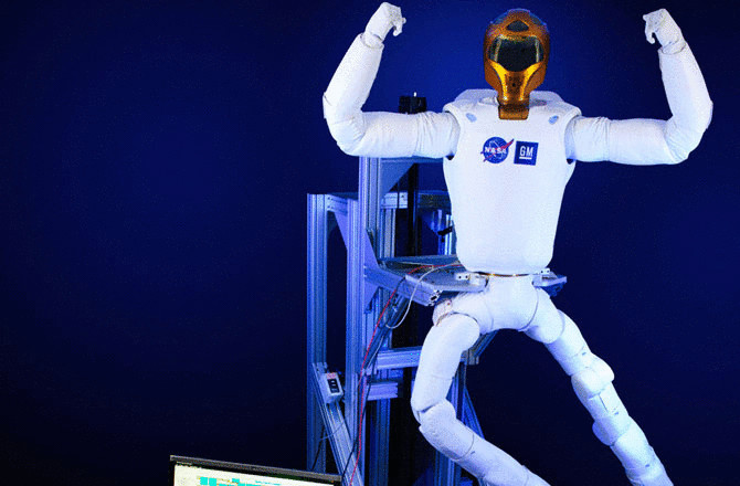 Робот-космонавт Robonaut получил свою пару нижних конечностей