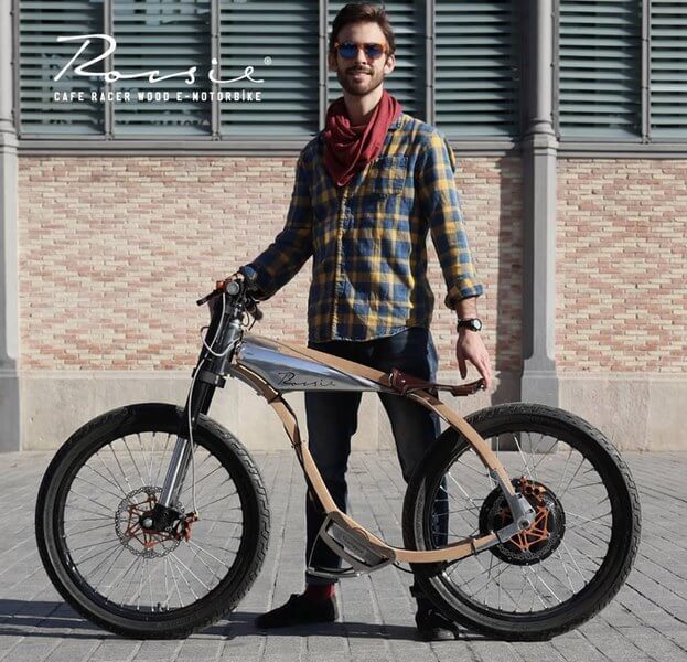 Кафе-рейсер Rocsie - деревянный электромотоцикл в стиле ретро