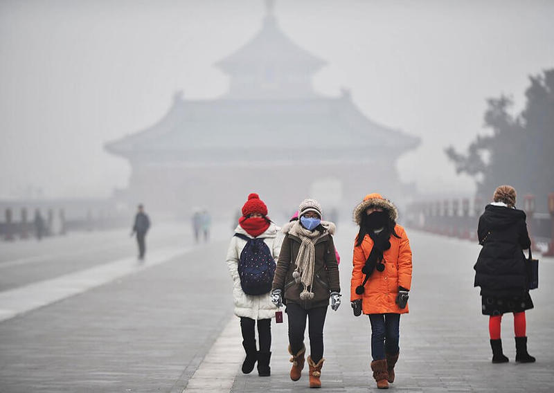 В Китае запустили гигантский очиститель от смога на солнечной энергии