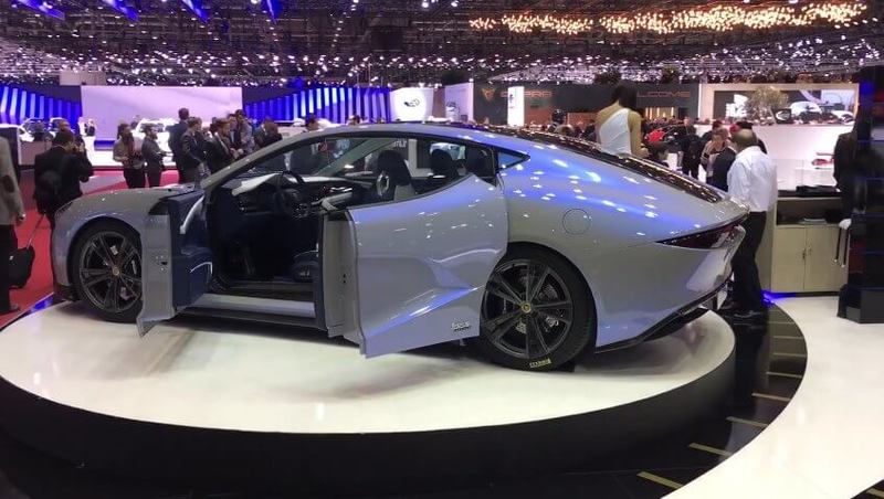 LvChi Auto показала роскошный электромобиль Venere с запасом хода 650 км