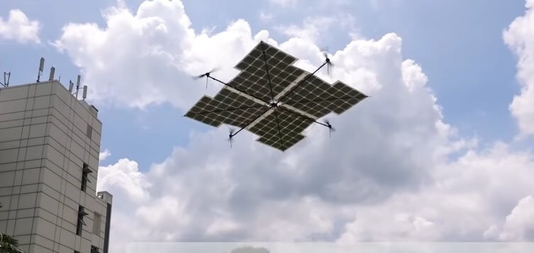 ﻿﻿ Квадрокоптер на солнечных батареях способен летать весь световой день