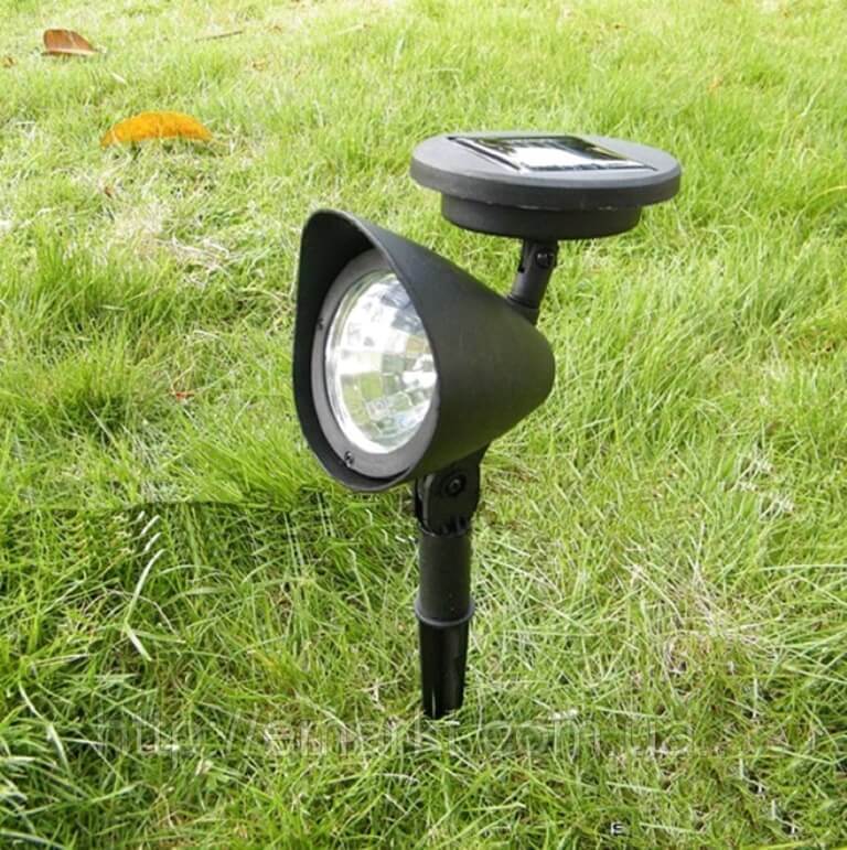 content Lamp with a solar battery