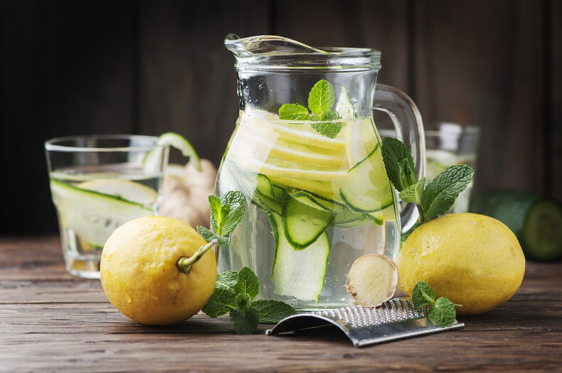 Стирка, чистка и здоровье: 61 способ применения лимона в доме 