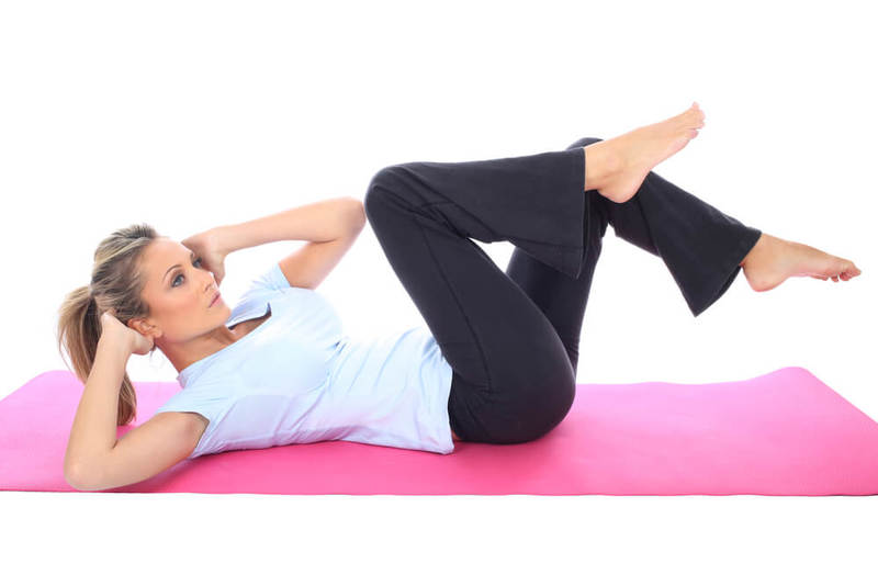 10 упражнений, которые помогут убрать жир с коленей