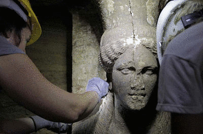 Гробница времён Александра Великого в Греции - открыта третья комната