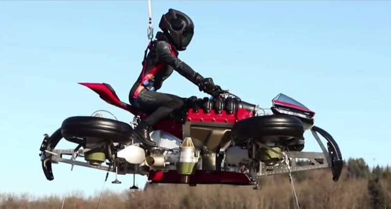 Французская фирма Lazareth показала летающий мотоцикл
