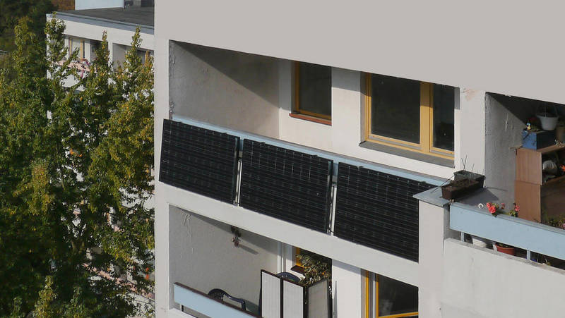 солнечные панели на балконе