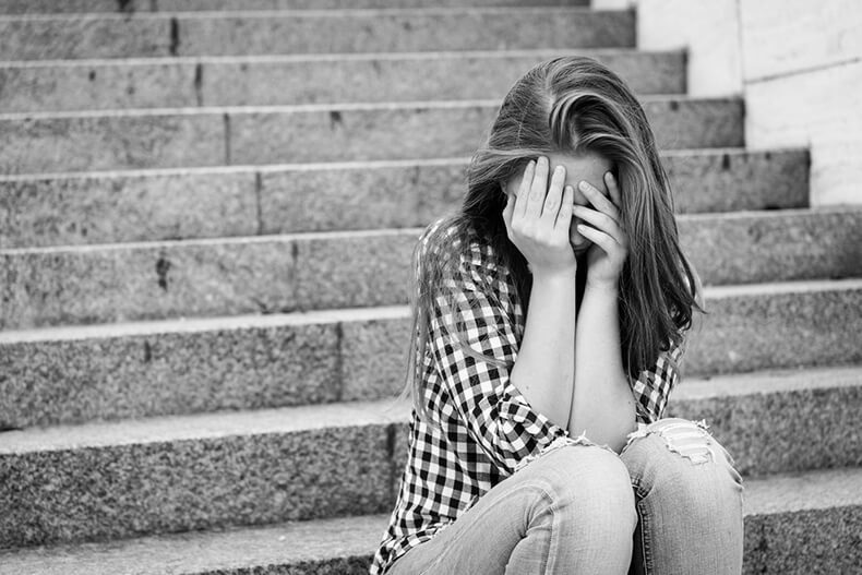 Депрессия у подростков: 10 тревожных признаков