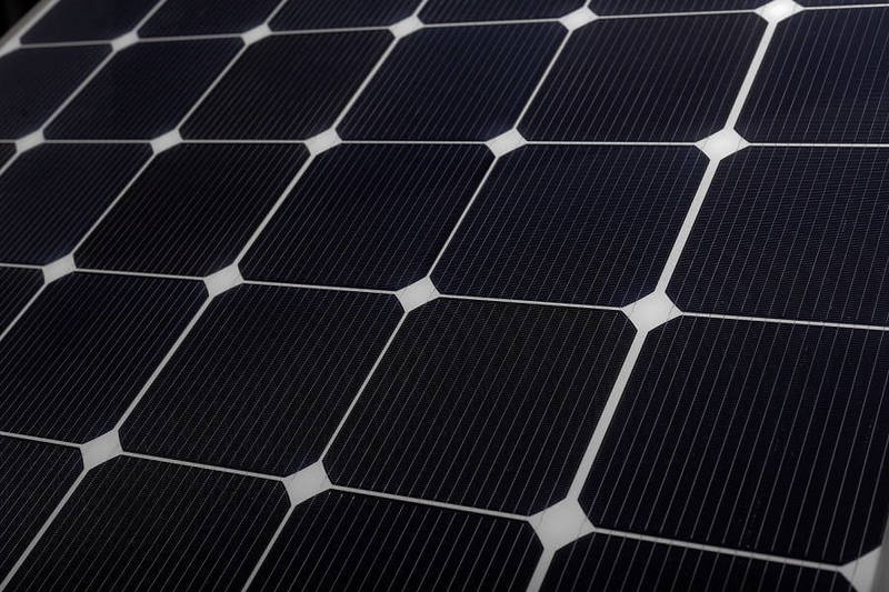 «Хевел» увеличил мощность завода до 260 МВт и начал выпуск двухсторонних солнечных модулей