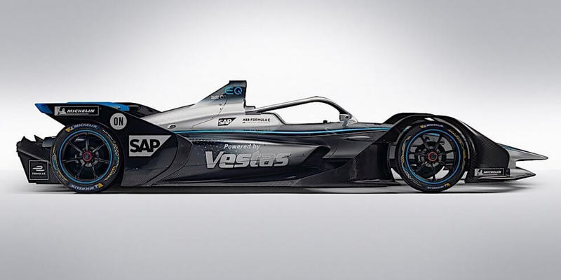 Гоночный электромобиль Mercedes-Benz EQ Silver Arrow 01 примет участие в Formula E