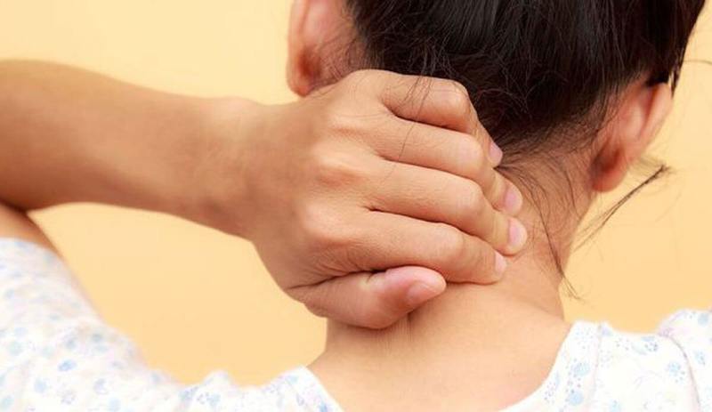 Как избавиться от головной боли без лекарств: советы врача-остеопата