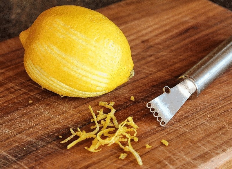 10 удивительно полезных свойств цедры лимона