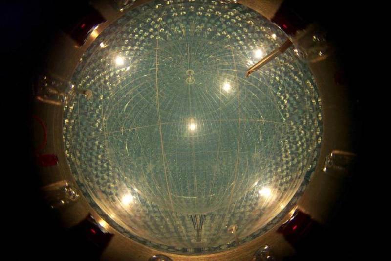 Детектор Нейтрино находит новый тип "частицы-призрака" с Солнца