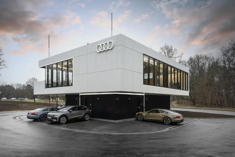 Audi тестирует городской зарядный центр для электромобилей с комнатой отдыха для клиентов