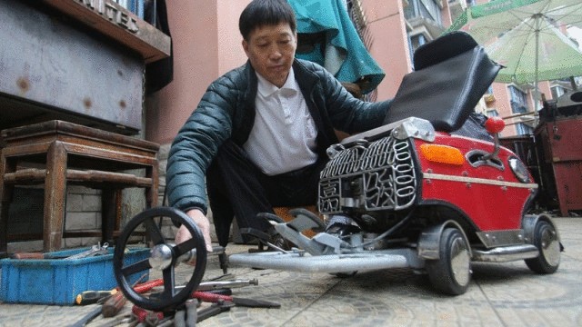  Китаец создал электромобиль за $250
