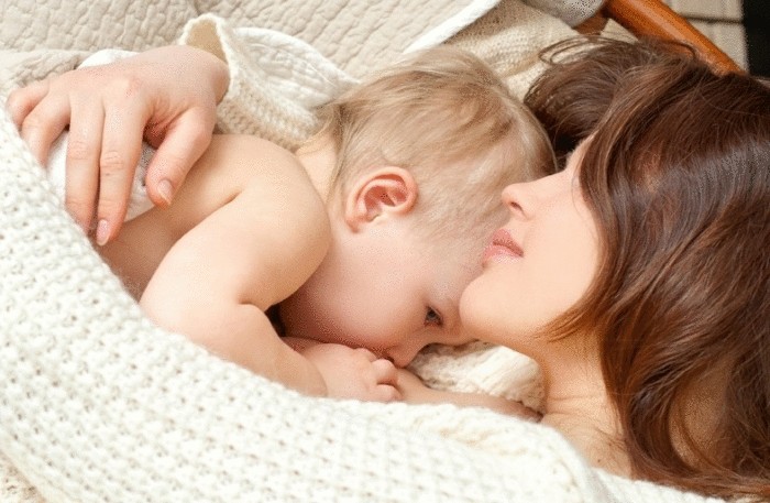 Влияние грудного вскармливания на ребёнка и маму